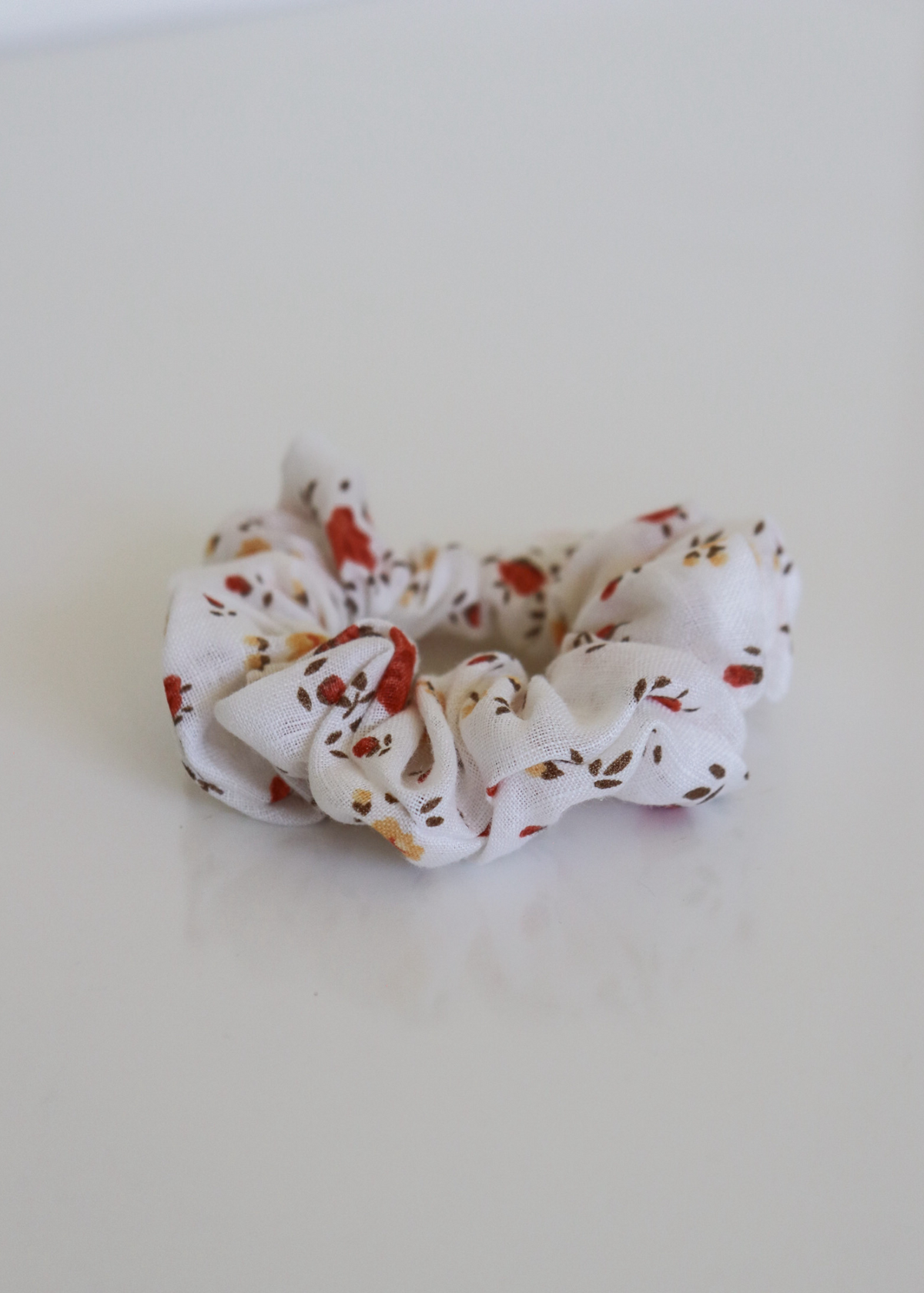 APRIL - Floral Linen Large